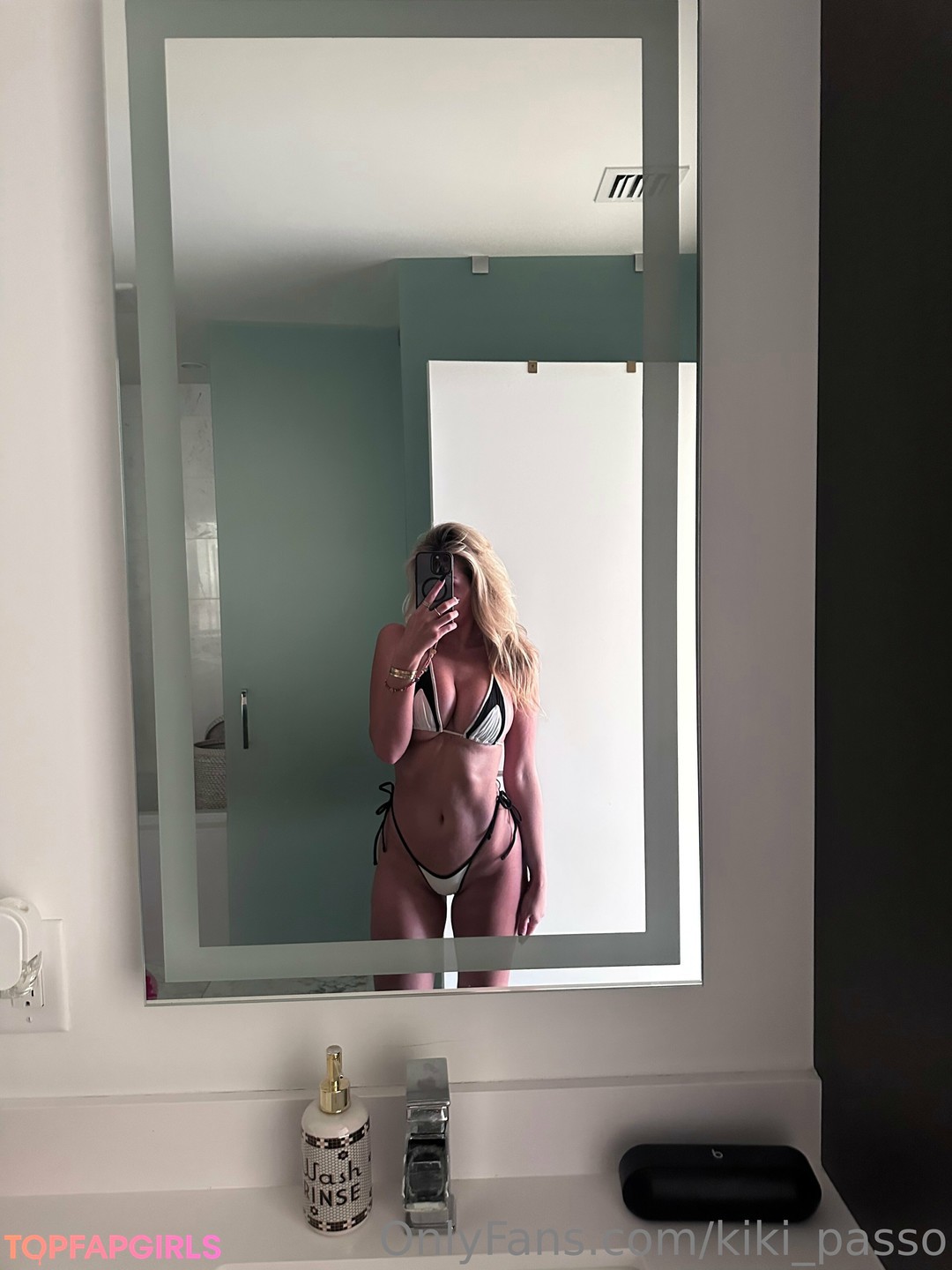 Nagie wyciekłe zdjęcie OnlyFans od Kiki Passo #398