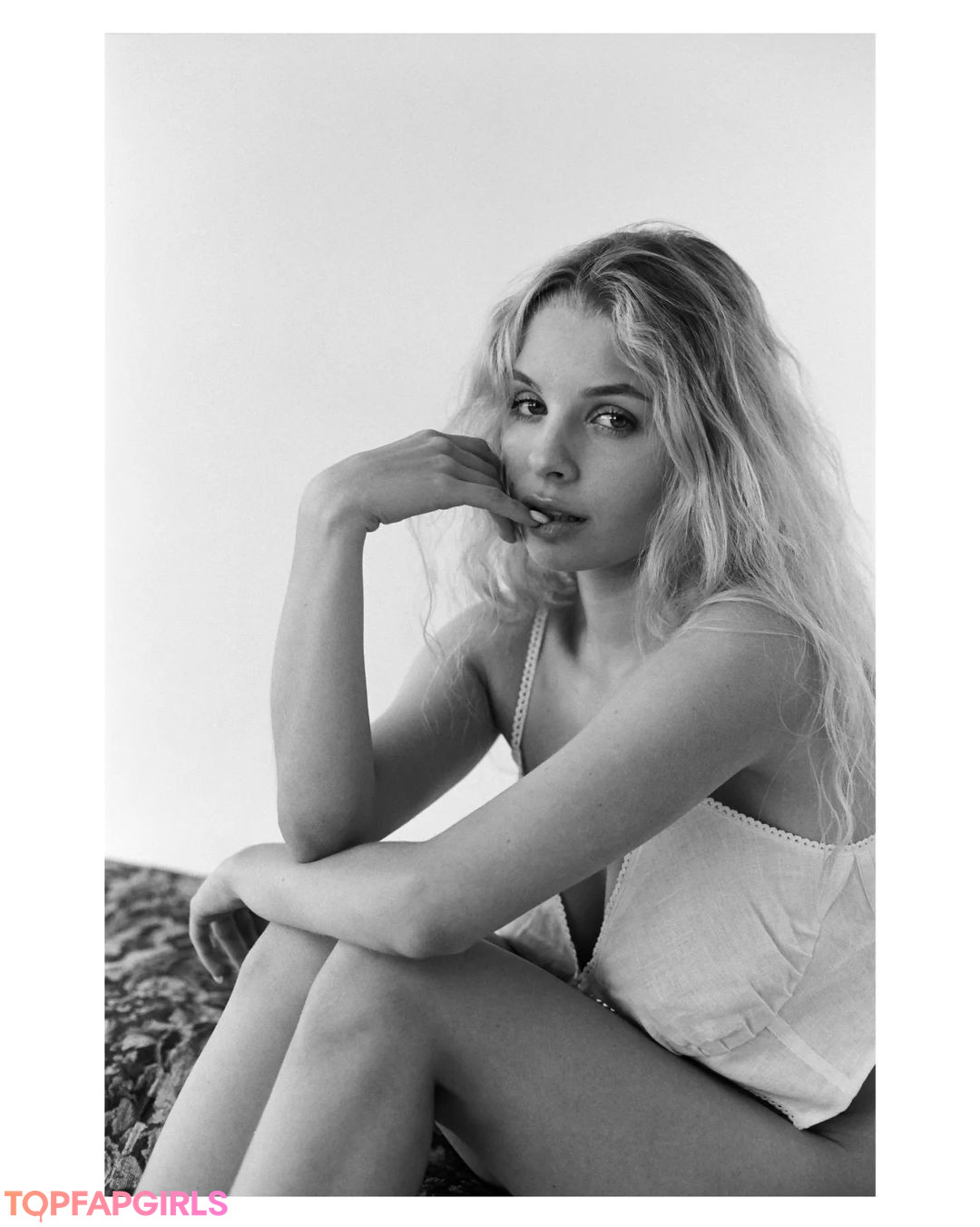 Nagie wyciekłe zdjęcie OnlyFans od Mila Amour #986