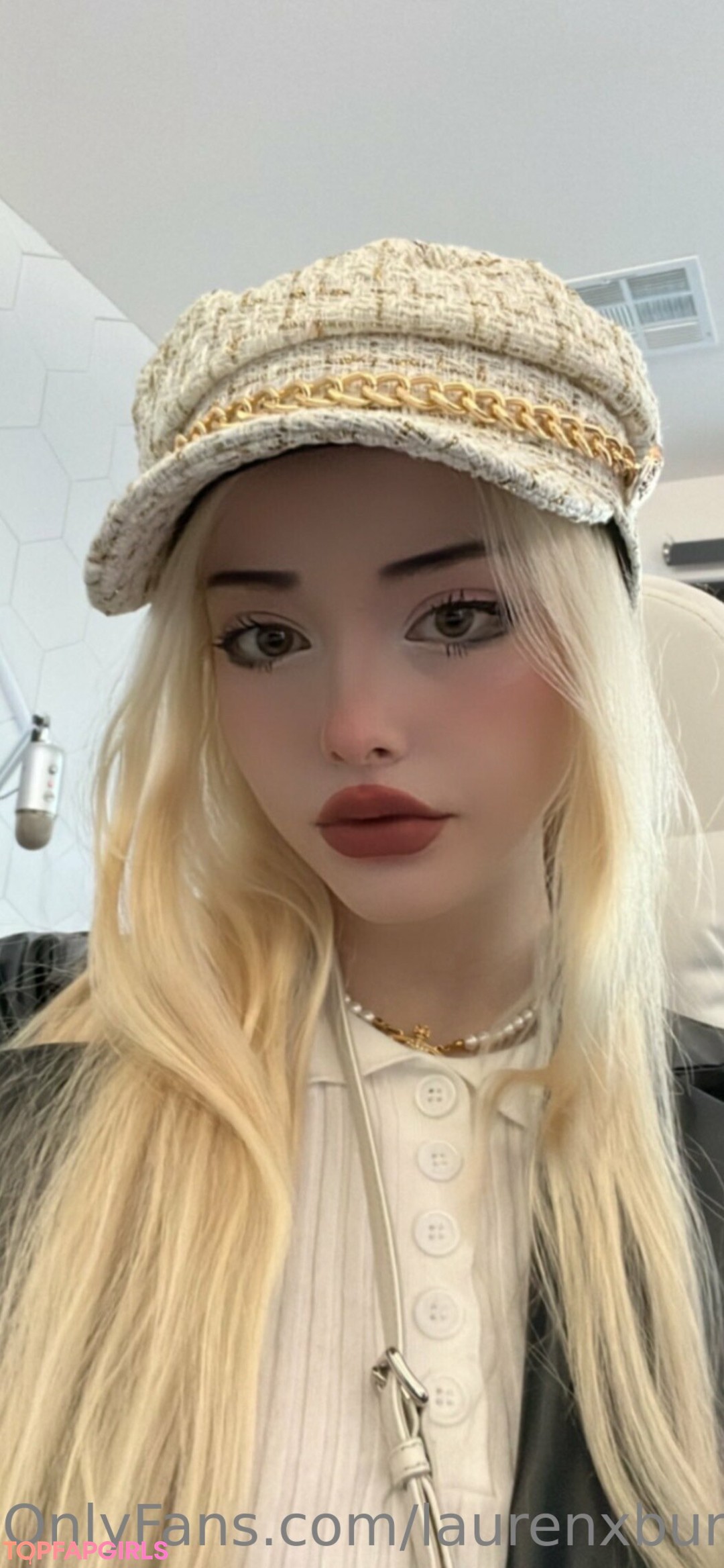 Nagie wyciekłe zdjęcie OnlyFans od Burch Twins #1115