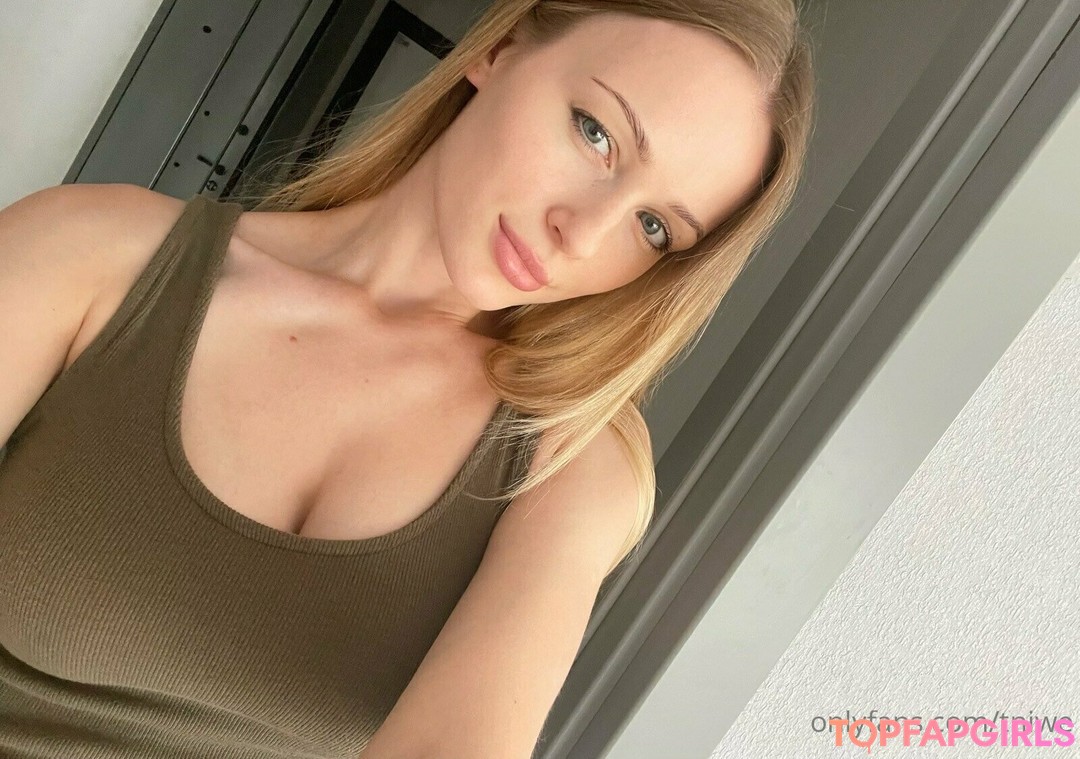 Nagie wyciekłe zdjęcie OnlyFans od Tniwe #2305