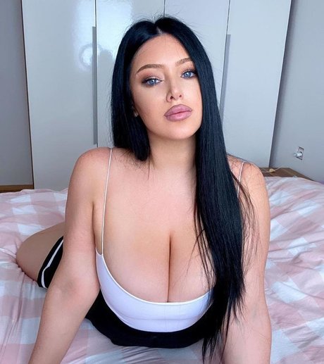 Nagie wyciekłe zdjęcie OnlyFans od Claudia Rivier