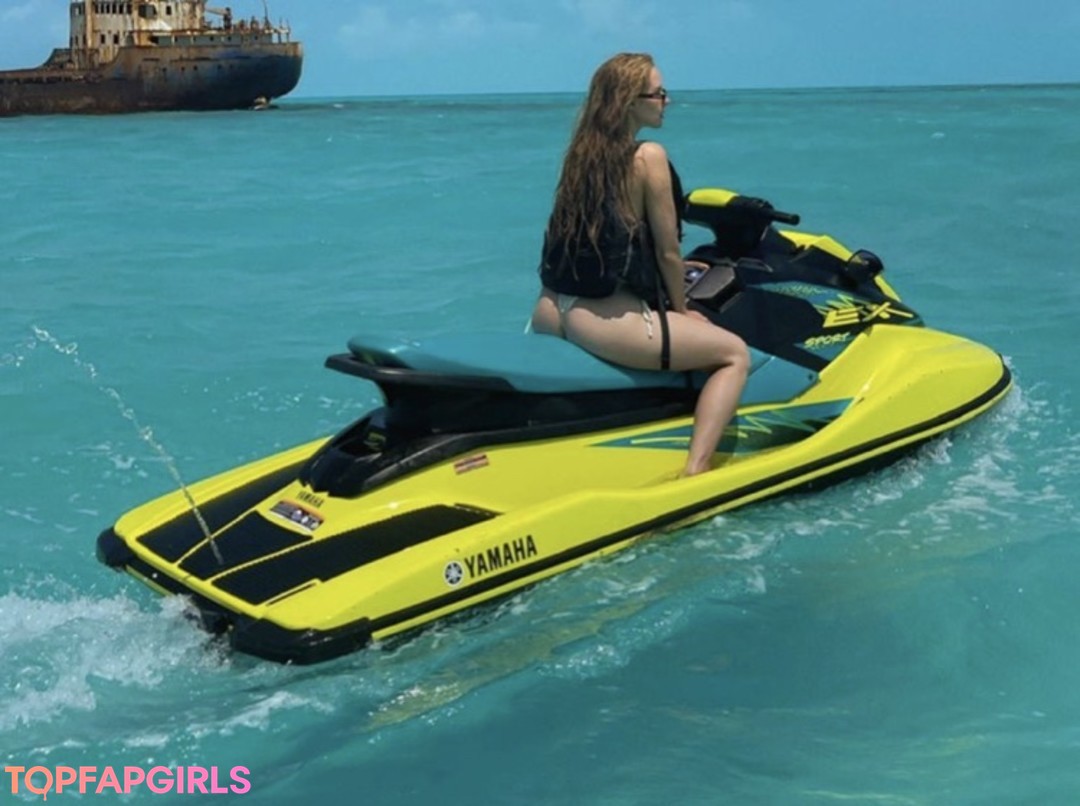 Nagie wyciekłe zdjęcie OnlyFans od Caroline Zalog #224