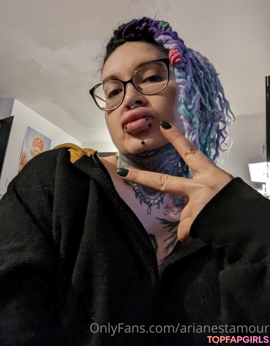 Nagie wyciekłe zdjęcie OnlyFans od Ariane Saint Amour #2023