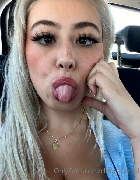 Chloe Surreal