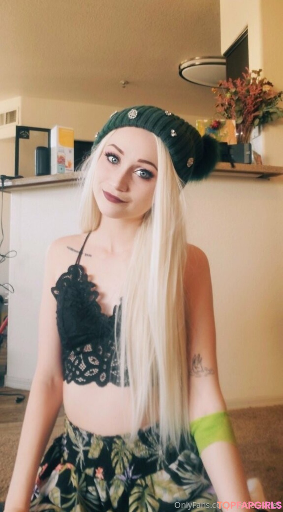 Nagie wyciekłe zdjęcie OnlyFans od Scarlet Skies #127