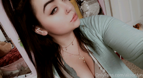 Nagie wyciekłe zdjęcie OnlyFans od Alisonlyn