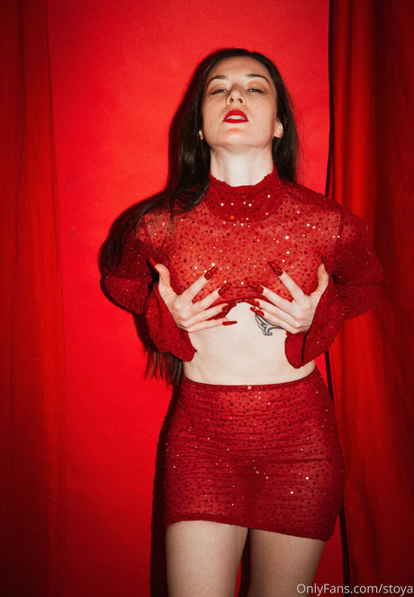 Nagie wyciekłe zdjęcie OnlyFans od Stoya