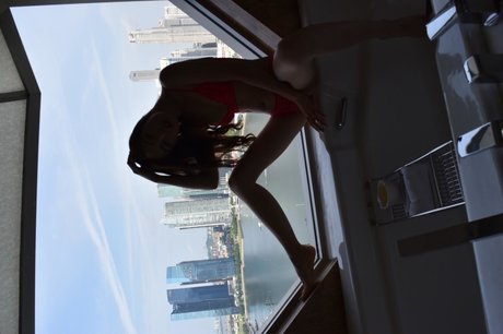 Housewife style amanda