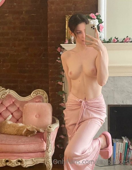 Nagie wyciekłe zdjęcie OnlyFans od Ellamyvalentine