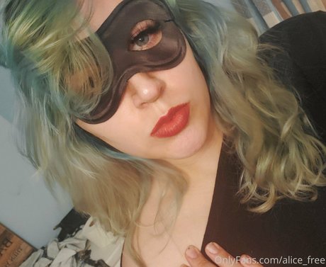 Nagie wyciekłe zdjęcie OnlyFans od Avaleifree