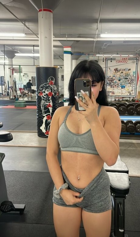 Nagie wyciekłe zdjęcie OnlyFans od Vnikolee