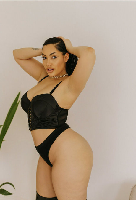 Nagie wyciekłe zdjęcie OnlyFans od Parisxhk
