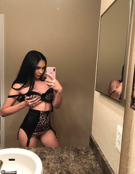Arianamarie