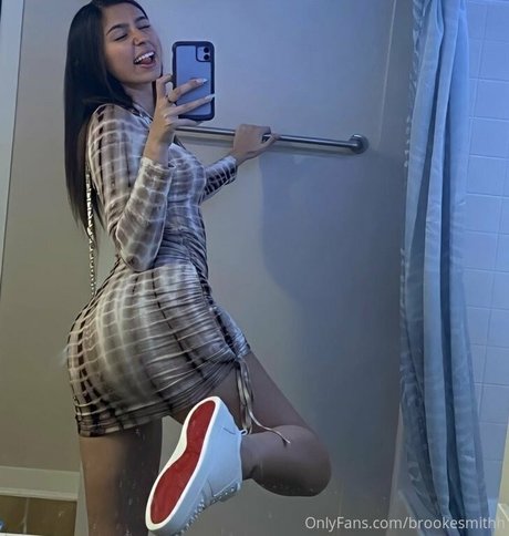 Nagie wyciekłe zdjęcie OnlyFans od Brookesmithh