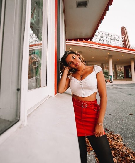 Nagie wyciekłe zdjęcie OnlyFans od Hannah Malvone