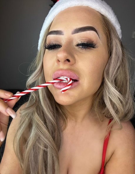 Nagie wyciekłe zdjęcie OnlyFans od Rosiemaeofficialx