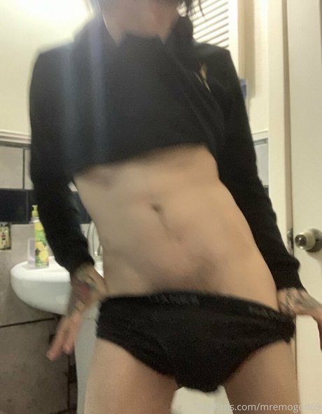 Nagie wyciekłe zdjęcie OnlyFans od Xxchrissdecemberxx