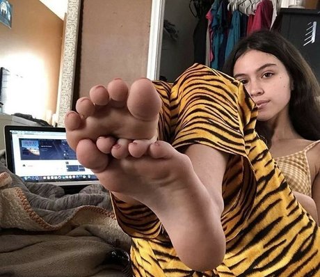 Pretty Feet