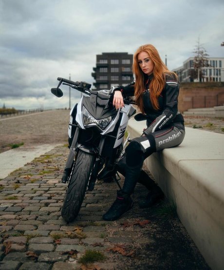Nagie wyciekłe zdjęcie OnlyFans od Fitmeli007