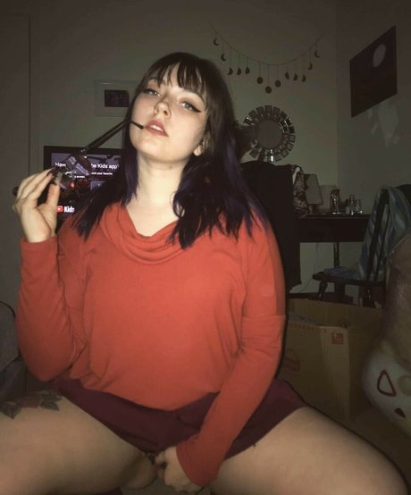 Nagie wyciekłe zdjęcie OnlyFans od Beelzebubsuwu