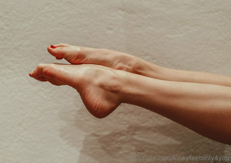 Nagie wyciekłe zdjęcie OnlyFans od Kinkyfeetonly4you