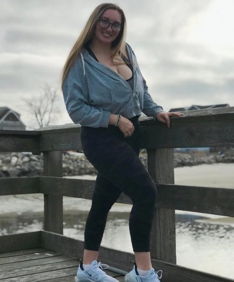 Nagie wyciekłe zdjęcie OnlyFans od Angelina C