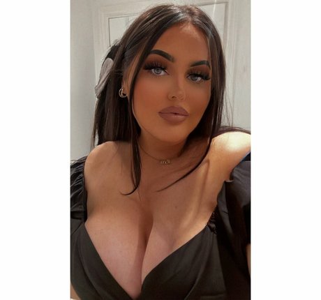 Chloe Jade