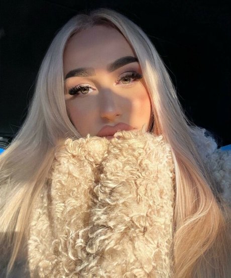 Nagie wyciekłe zdjęcie OnlyFans od Blondielana