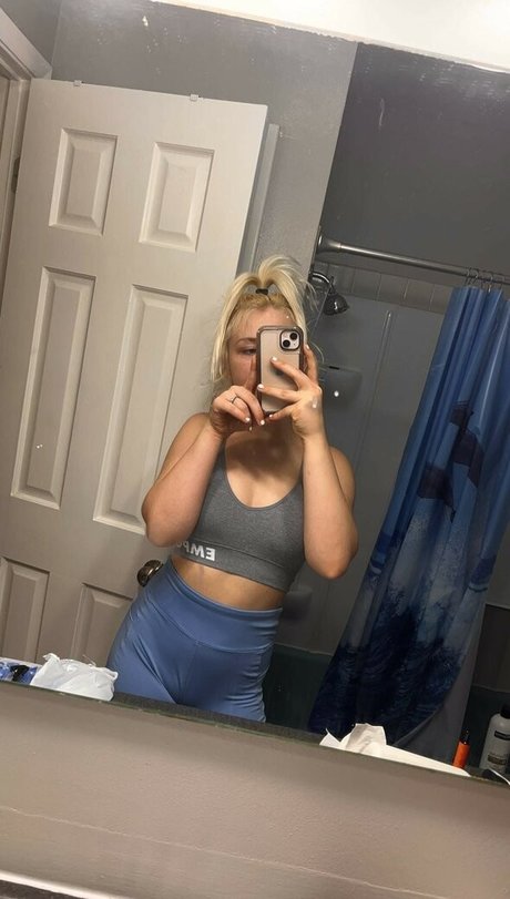Nagie wyciekłe zdjęcie OnlyFans od Madithebaddiiii