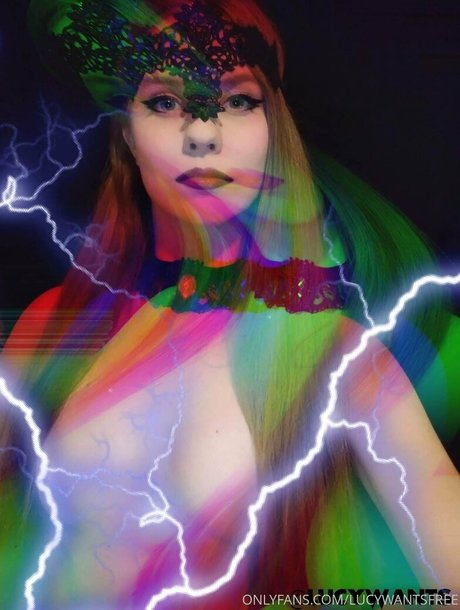 Nagie wyciekłe zdjęcie OnlyFans od Lucywantsfree