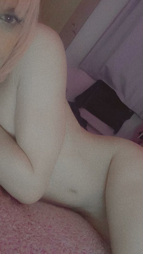 Nagie wyciekłe zdjęcie OnlyFans od Eeviechan