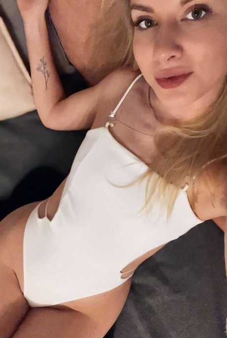 Nagie wyciekłe zdjęcie OnlyFans od Irawhatsmyname24