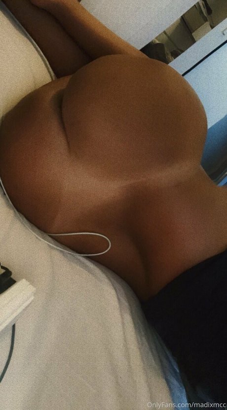Nagie wyciekłe zdjęcie OnlyFans od Madixmcc