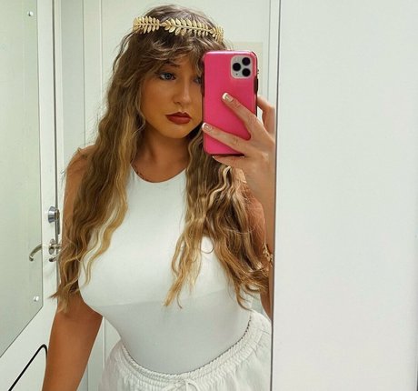 Nagie wyciekłe zdjęcie OnlyFans od Helayna Birkett