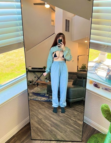 EmiliaNSFW