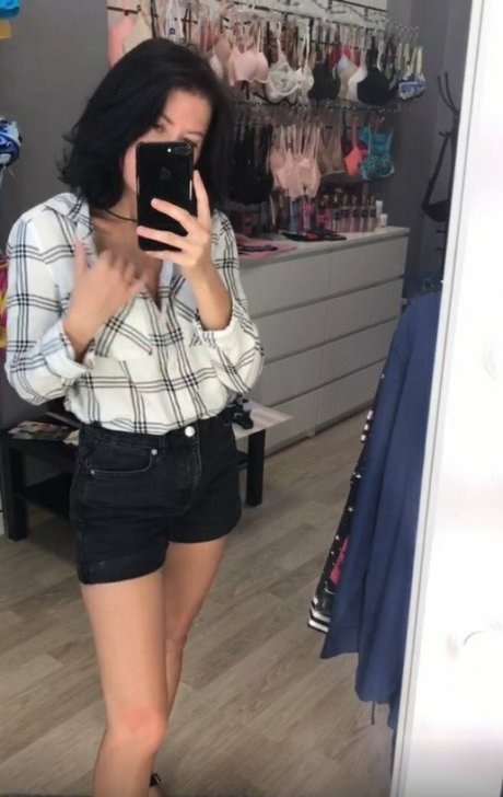 Nagie wyciekłe zdjęcie OnlyFans od Nikki Danger