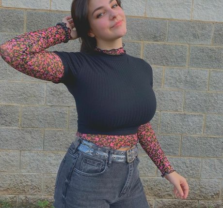 Sarah Lynne Marie