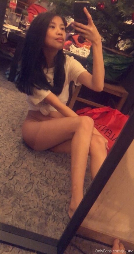 Nagie wyciekłe zdjęcie OnlyFans od Jujuna