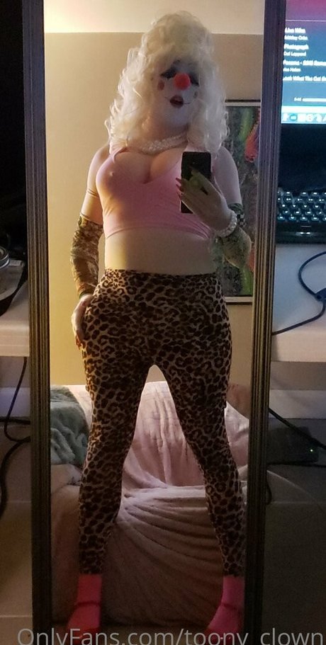 Nagie wyciekłe zdjęcie OnlyFans od Toonyclown
