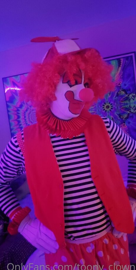 Nagie wyciekłe zdjęcie OnlyFans od Toonyclown