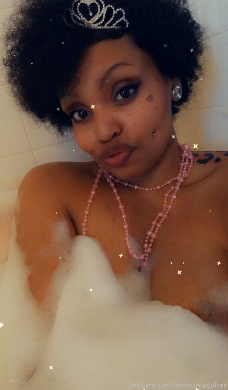 Nagie wyciekłe zdjęcie OnlyFans od Xmercyelagofree