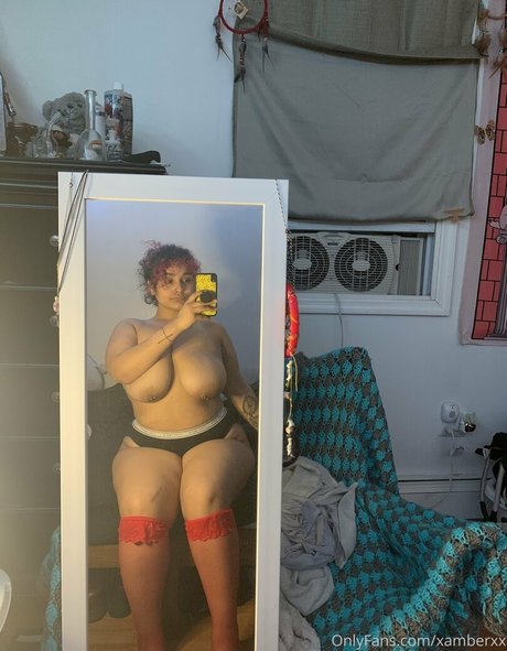Nagie wyciekłe zdjęcie OnlyFans od Xamberxx