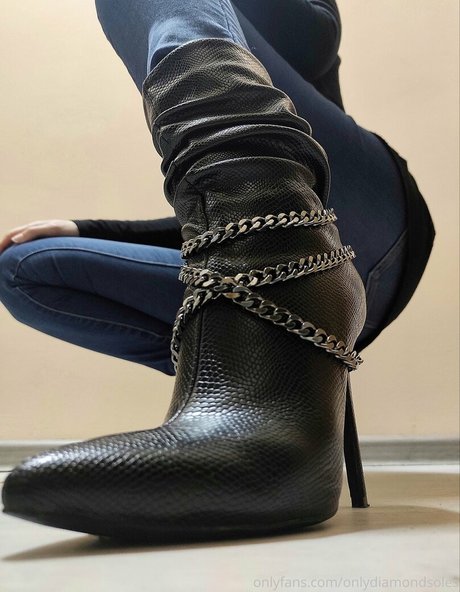 Nagie wyciekłe zdjęcie OnlyFans od Onlydiamondsoles