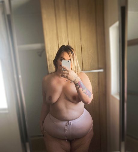 Nagie wyciekłe zdjęcie OnlyFans od Luxxxstone