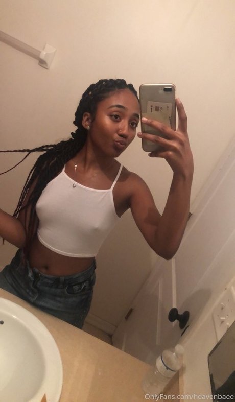 Nagie wyciekłe zdjęcie OnlyFans od Heavenbaee