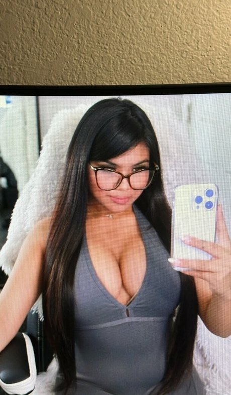 Nagie wyciekłe zdjęcie OnlyFans od Janifest