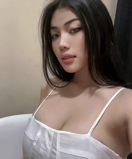 Nagie wyciekłe zdjęcie OnlyFans od Caroline Lapena