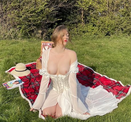 Nagie wyciekłe zdjęcie OnlyFans od Amber Farndon