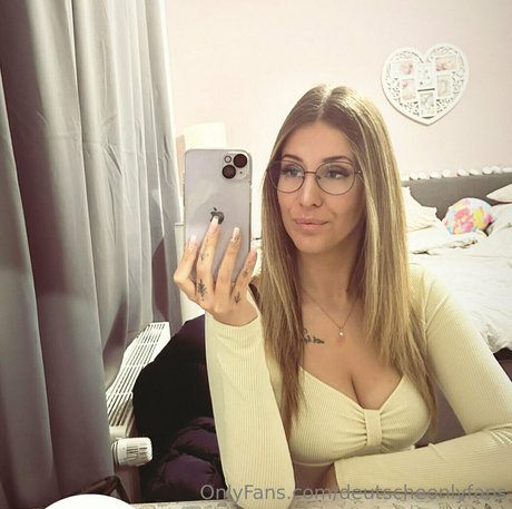 Nagie wyciekłe zdjęcie OnlyFans od Deutscheonlyfans