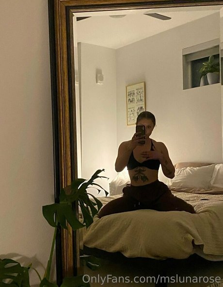 Mslunarose